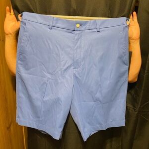 Walter Hagen men’s golf shorts size 36 and color blueberry pie